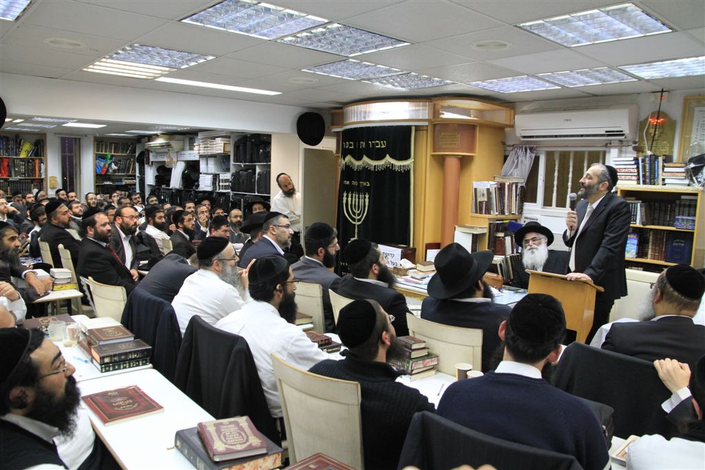 צפו: אריה דרעי מתדרך פעילים בדרום