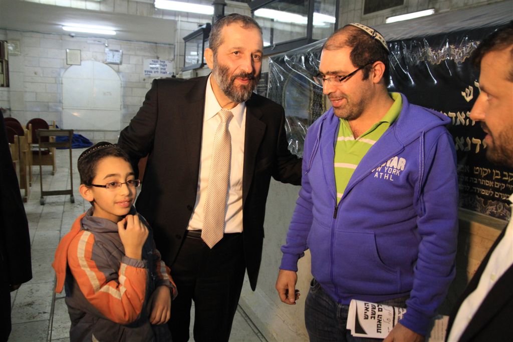 צפו: אריה דרעי מתדרך פעילים בדרום