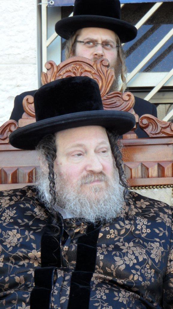 קביעת מזוזות לבניין הת"ת החדש של פיטסבורג • גלריה