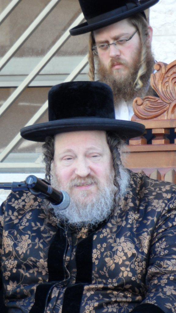 קביעת מזוזות לבניין הת"ת החדש של פיטסבורג • גלריה