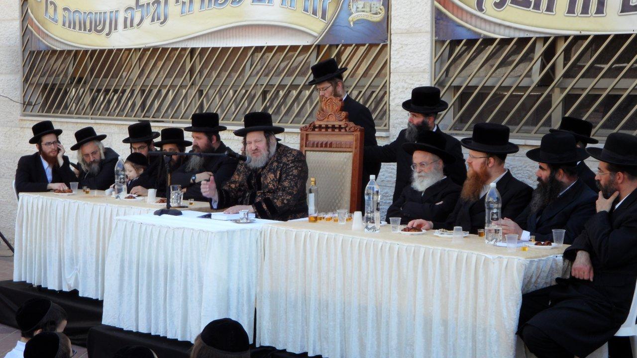 קביעת מזוזות לבניין הת"ת החדש של פיטסבורג • גלריה