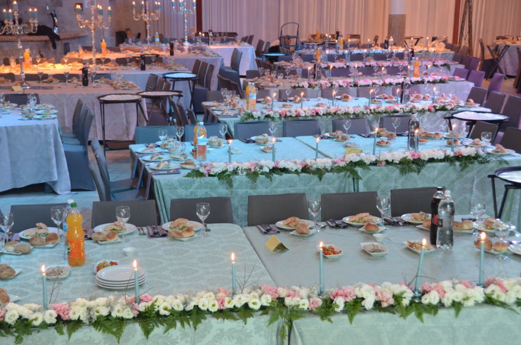 צאנז: שבע ברכות ודינר לרגל חנוכת הבנין החדש