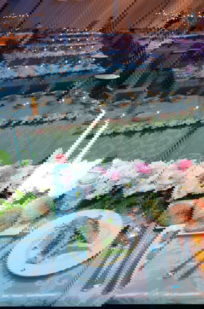 צאנז: שבע ברכות ודינר לרגל חנוכת הבנין החדש