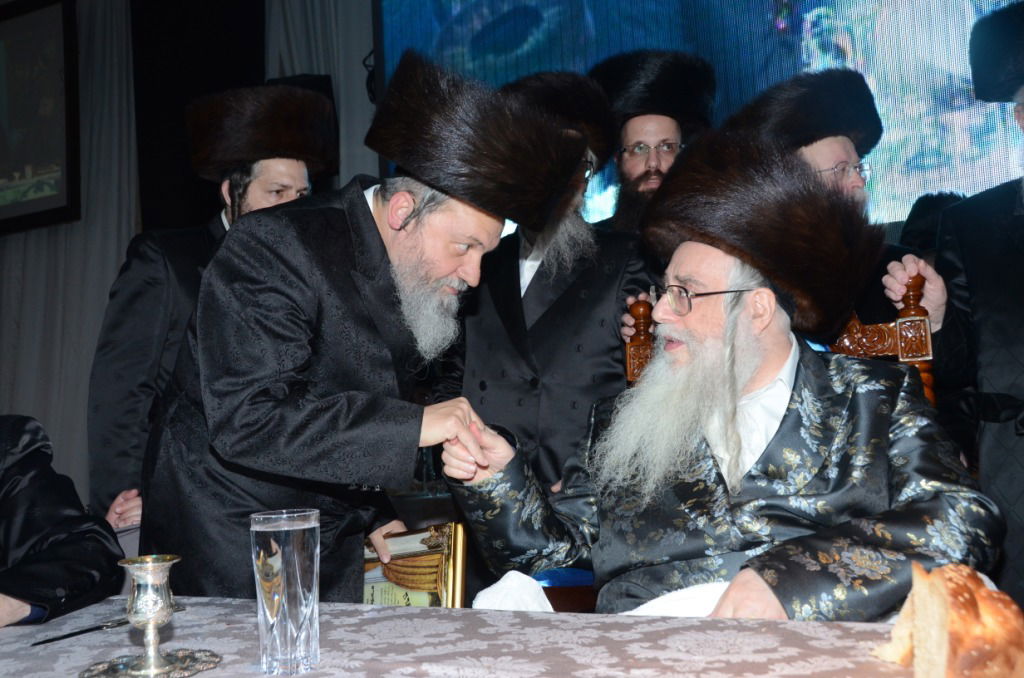 צאנז: שבע ברכות ודינר לרגל חנוכת הבנין החדש