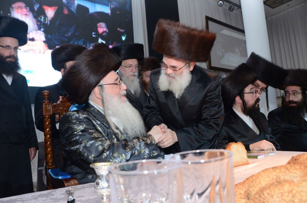 צאנז: שבע ברכות ודינר לרגל חנוכת הבנין החדש