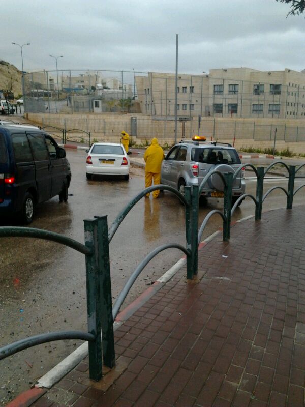 צפו: מודיעין עילית מוצפת