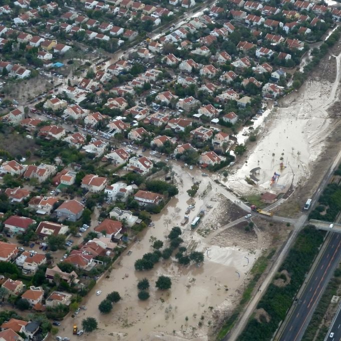 כשחדרה הפכה לונציה • תיעוד מהאוויר