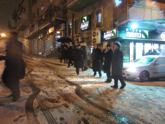 צפו: שכונת בית ישראל מכוסה בשלג