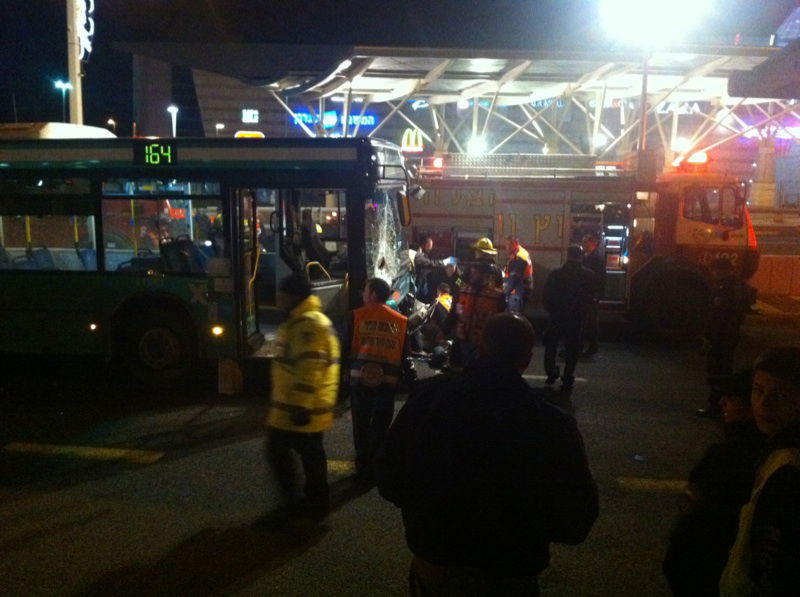 תוך דקות: 2 תאונות ב'ציר המוות' בפתח תקווה, שני הרוגים