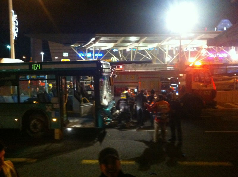 תוך דקות: 2 תאונות ב'ציר המוות' בפתח תקווה, שני הרוגים