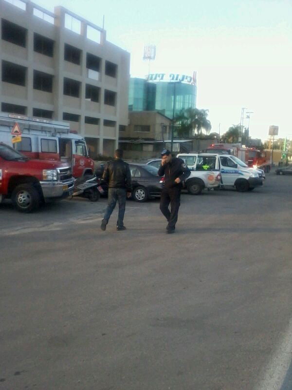 כוחות כיבוי אש השתלטו על שריפת ענק במפעל בנתניה