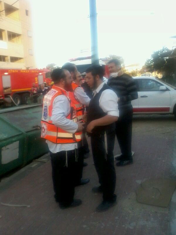 כוחות כיבוי אש השתלטו על שריפת ענק במפעל בנתניה