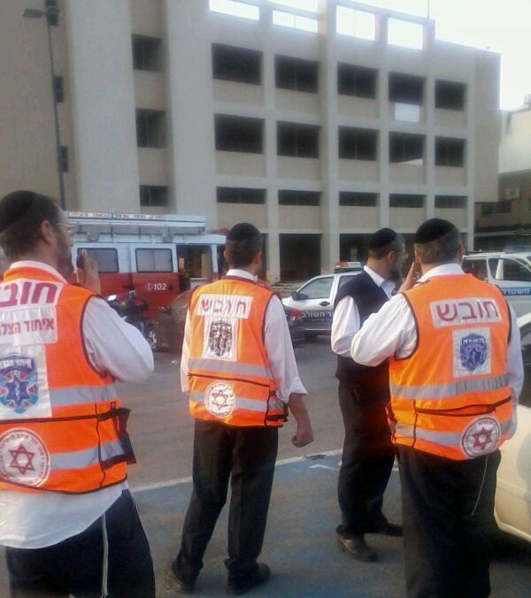 כוחות כיבוי אש השתלטו על שריפת ענק במפעל בנתניה