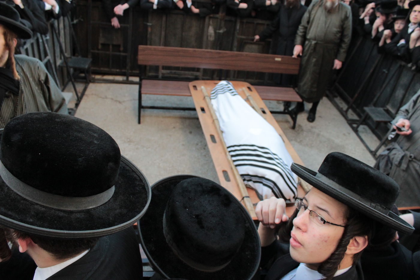 אלפים נפרדו מהגאון הרב יעקב ישעיה בלויא זצ"ל