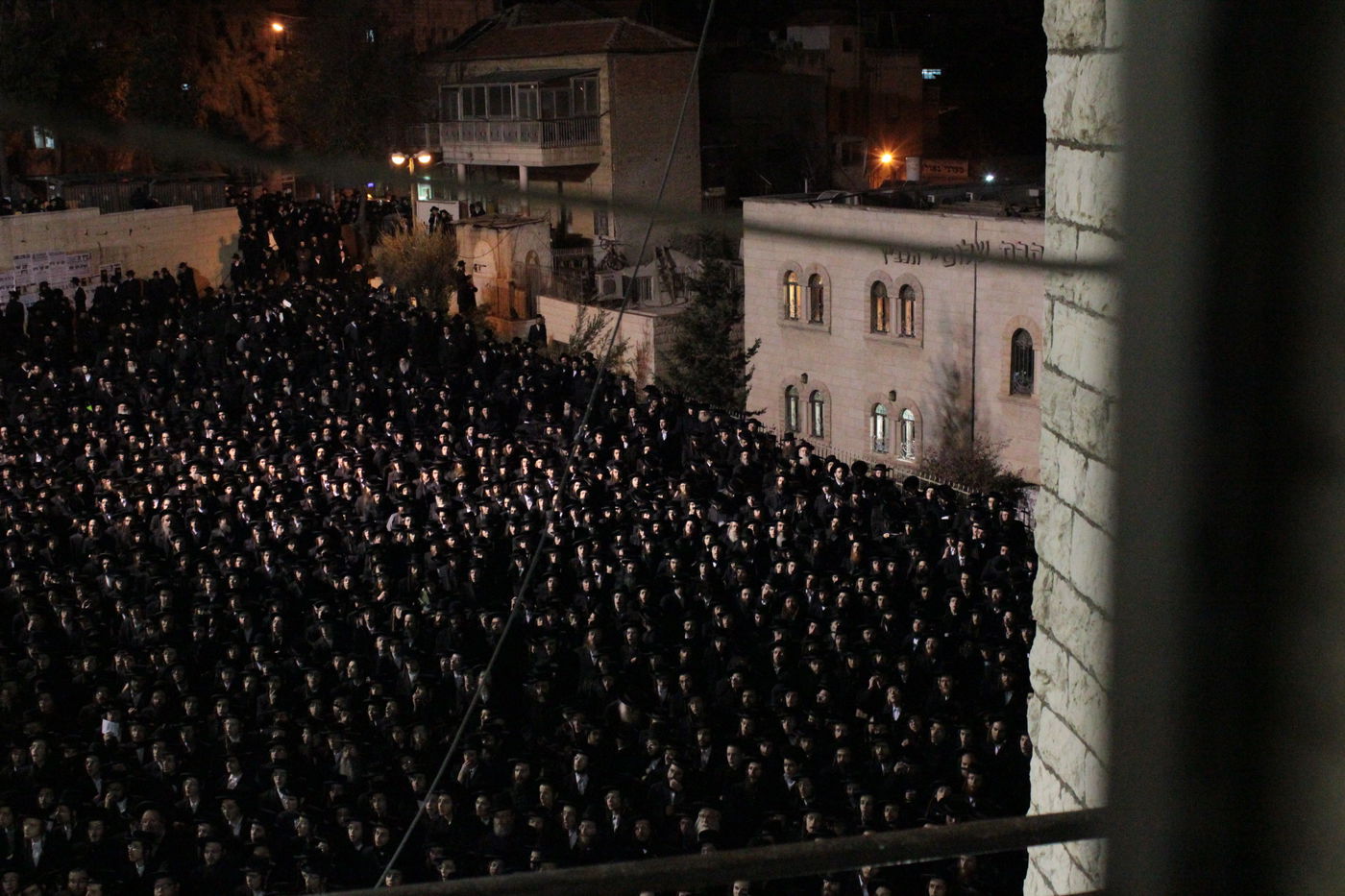 תיעוד: אלפים ב'תיקון חצות' על גזירת הגיוס