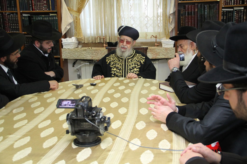 רבני גילה במעונו של מרן הגר"ע יוסף