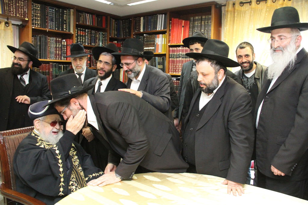 רבני גילה במעונו של מרן הגר"ע יוסף