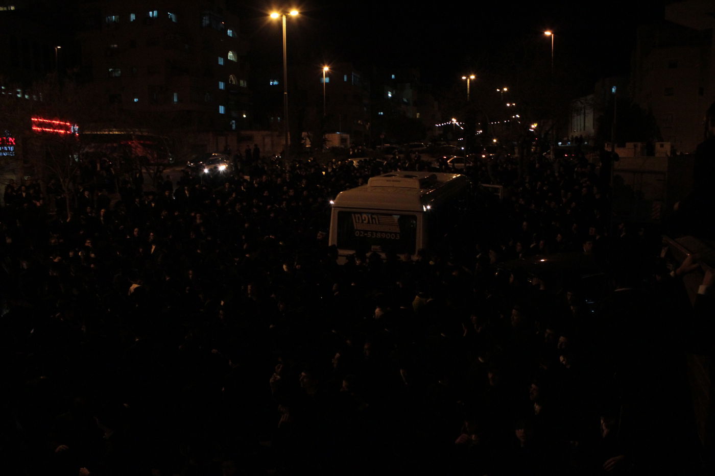 רבבות חסידים קיבלו את האדמו"ר מסאטמר בי-ם