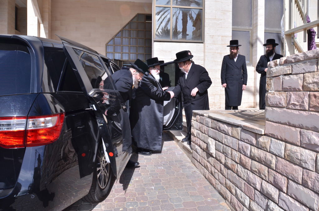 לאחר ההצלחה בבחירות: האדמו"ר מצאנז והאדמו"ר מויז'ניץ נפגשו