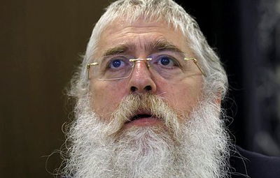 פרוש, הראיון עמו היה גזעני?