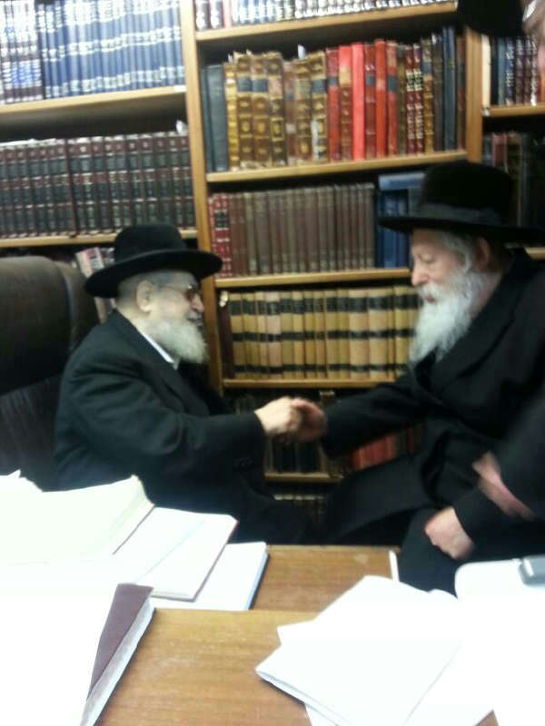 מרן האדמו"ר מגור הגיע לביתו של  מרן הגר"ע יוסף