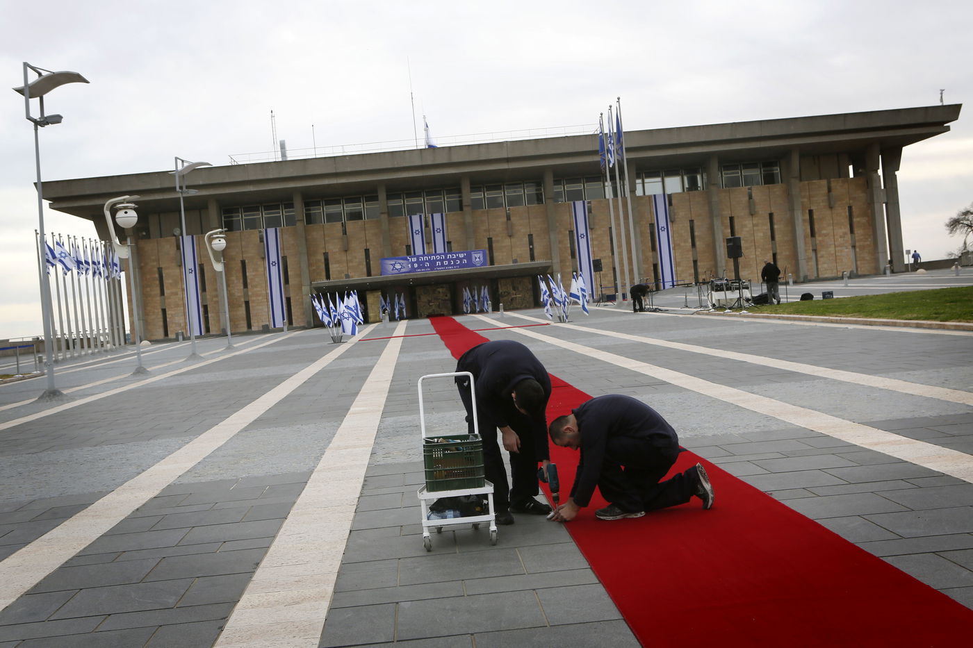 הכנסת ה-19 פותחת את שעריה בטקס חגיגי