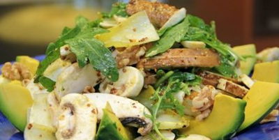 בוקר בריא: סלט אבוקדו ופטריות