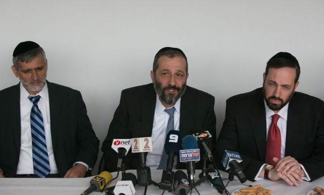 מתנערים מ'יום ליום'. אטיאס, דרעי וישי