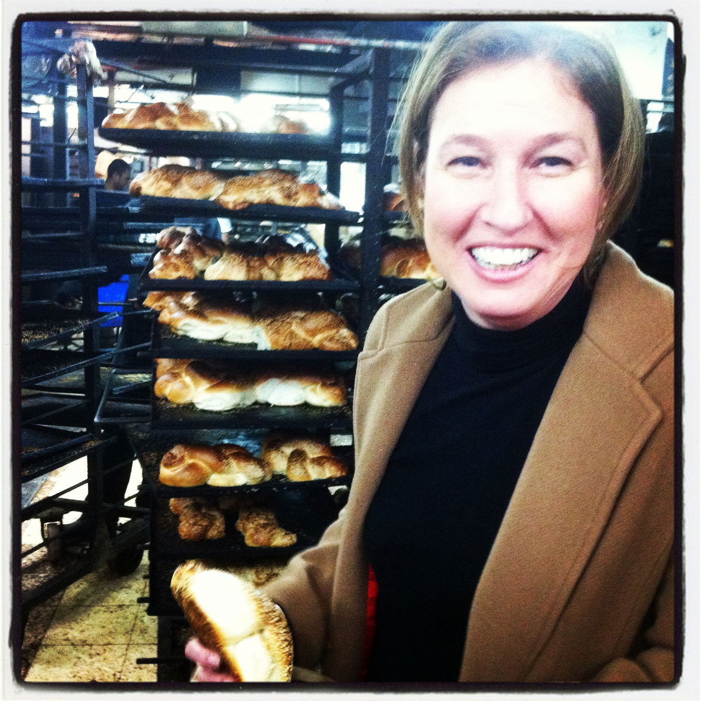 תנו לי עוד מהאחדות הזאת