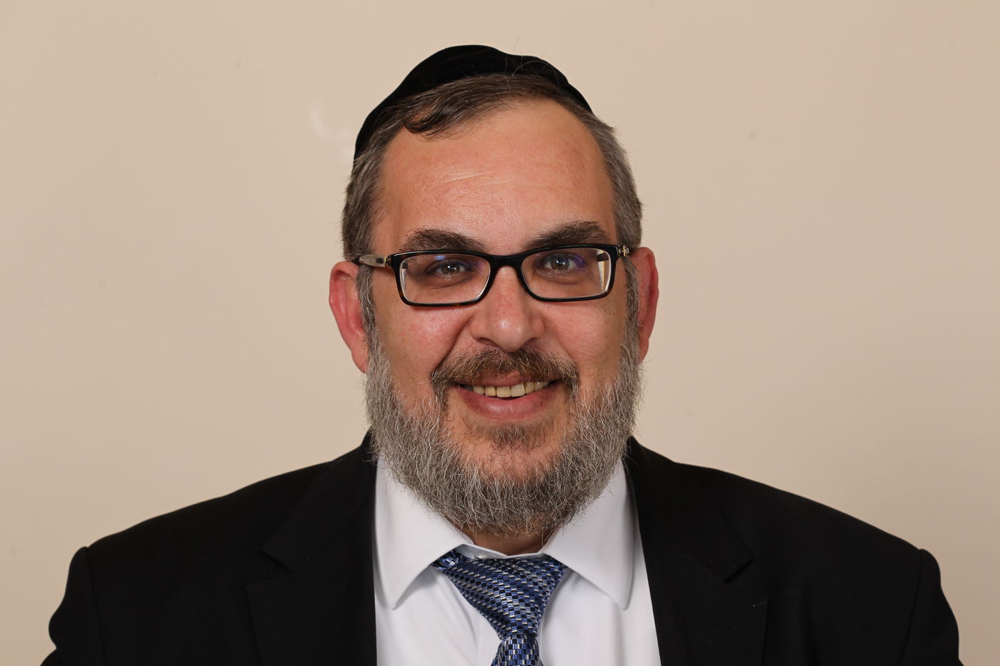 תיעוד: חברי-הכנסת החרדים מחייכים