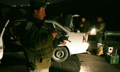 כוננות. מחסום משטרתי