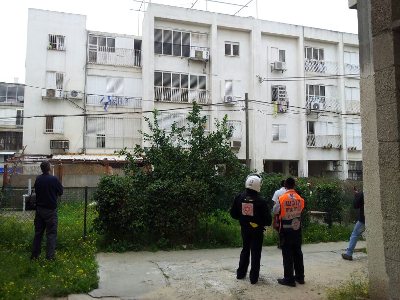 בני-ברק: איים לפוצץ בלוני גז בביתו ונלכד בפריצה משטרתית