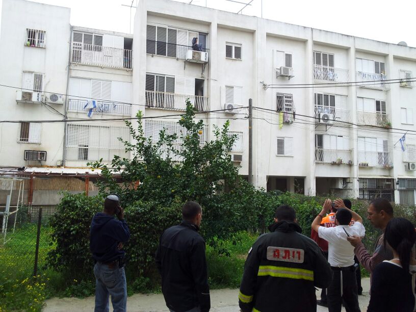 בני-ברק: איים לפוצץ בלוני גז בביתו ונלכד בפריצה משטרתית