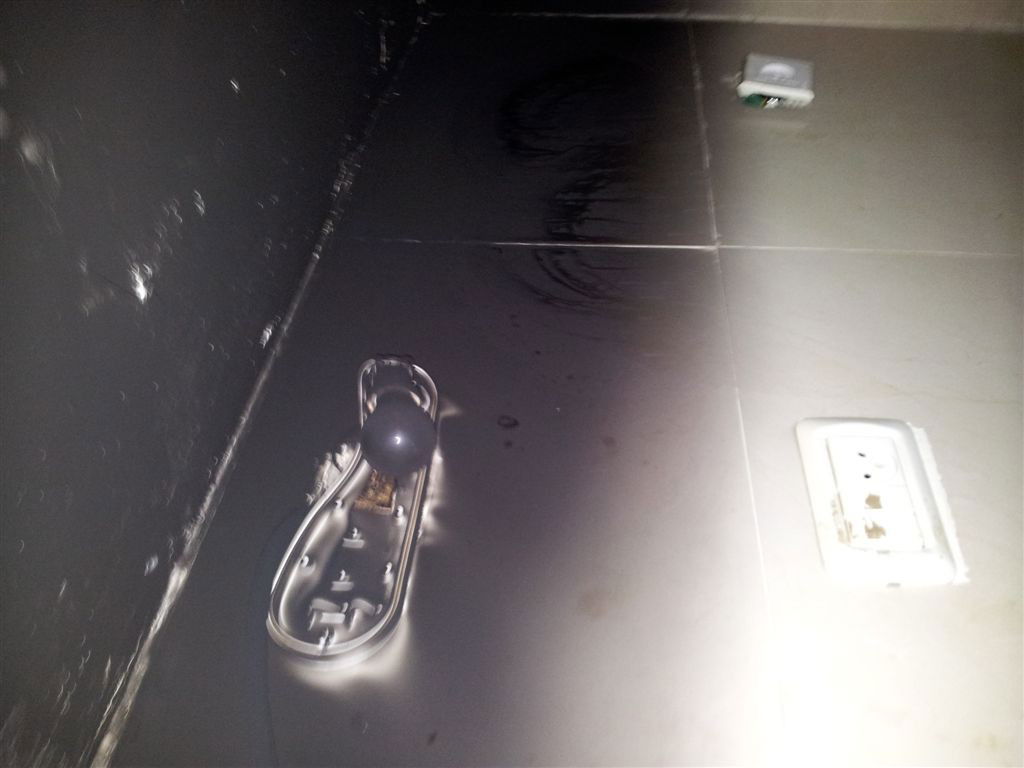 בני ברק: שריפה פרצה בבית הכנסת 'אביר יעקב', ספרי הקודש ניצלו