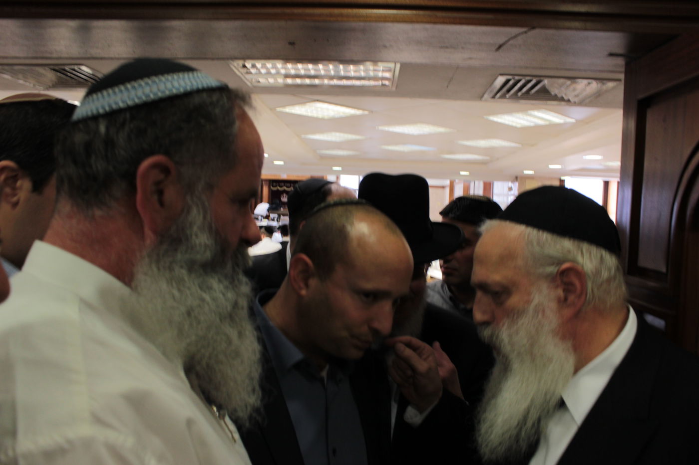 נפתלי בנט בביקור מיוחד בישיבת מיר • גלריה