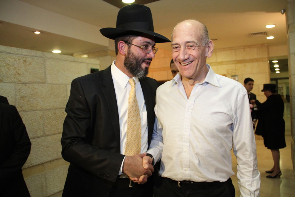 אהוד אלומרט ונתי לסרי