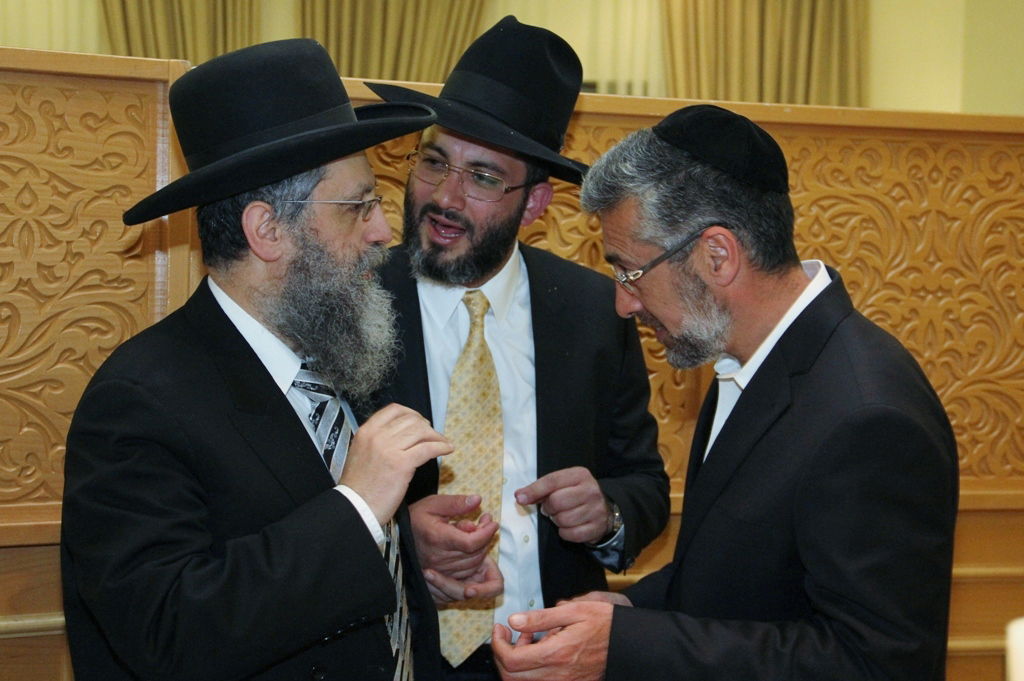 ציון זר, נתי לסרי והרב דוד יוסף