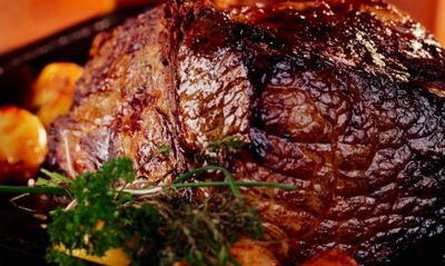 מתכון לפורים: צלי בשר שיכור ביין אדום