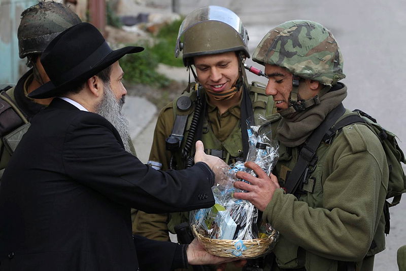 צפו: גם בחברון חגגו את פורים