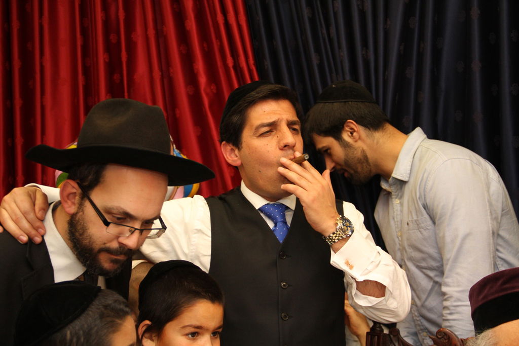 צפו: פורים עם המקובל הרב בניהו שמואלי