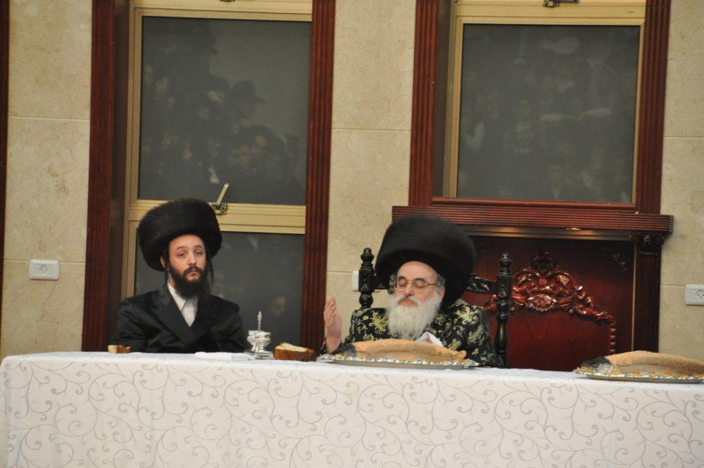 שמחת פורים בבני-ברק: ה'טישים' בחצרות חסידים