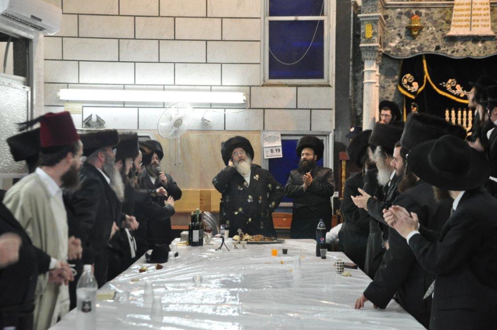 שמחת פורים בבני-ברק: ה'טישים' בחצרות חסידים