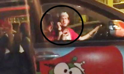 תרבות נהיגה פרועה: הנהג מדבר בסלולרי