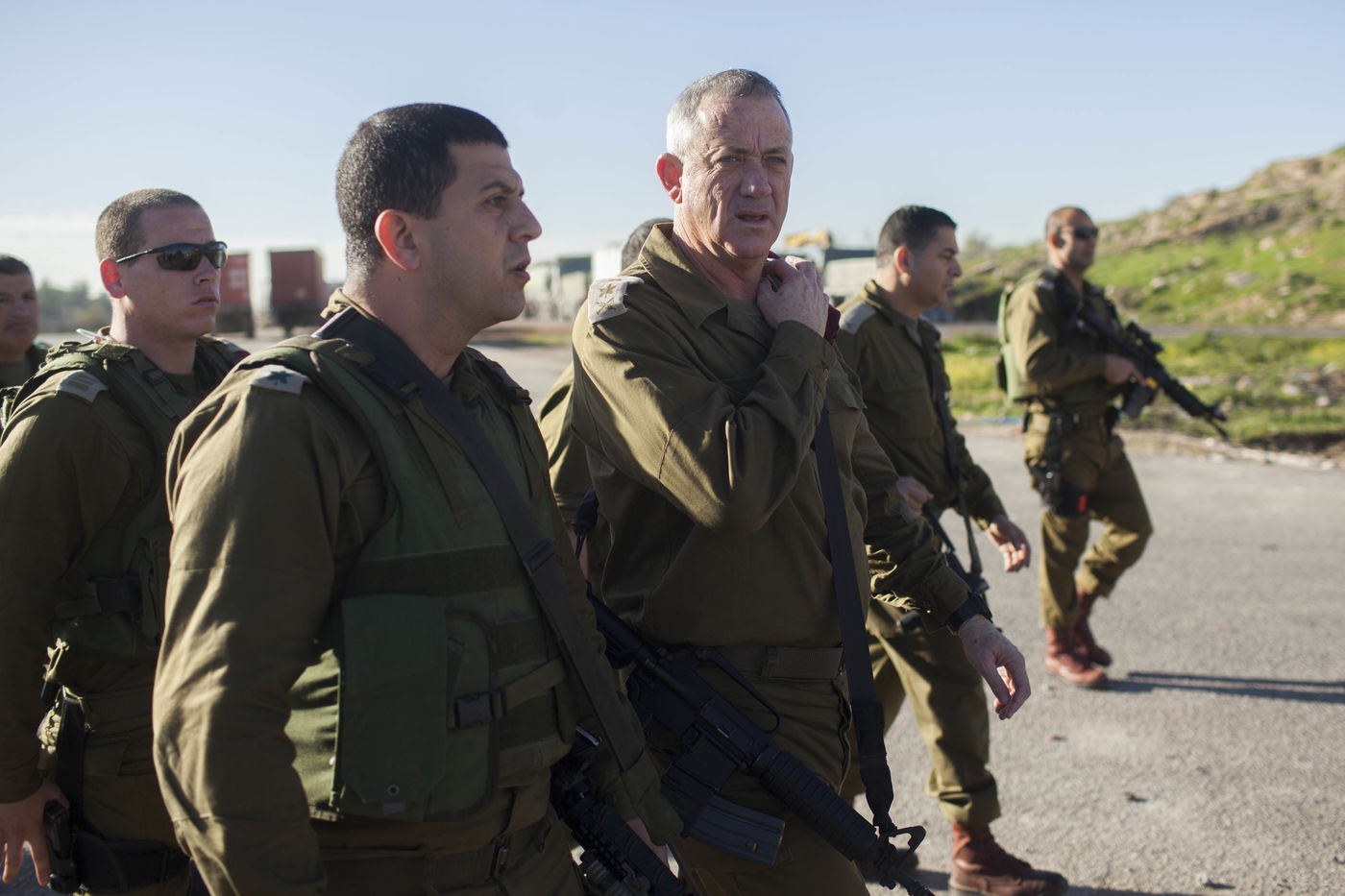 תיעוד: הרמטכ"ל גנץ ביקר במוקדי העימות עם הפלסטינים