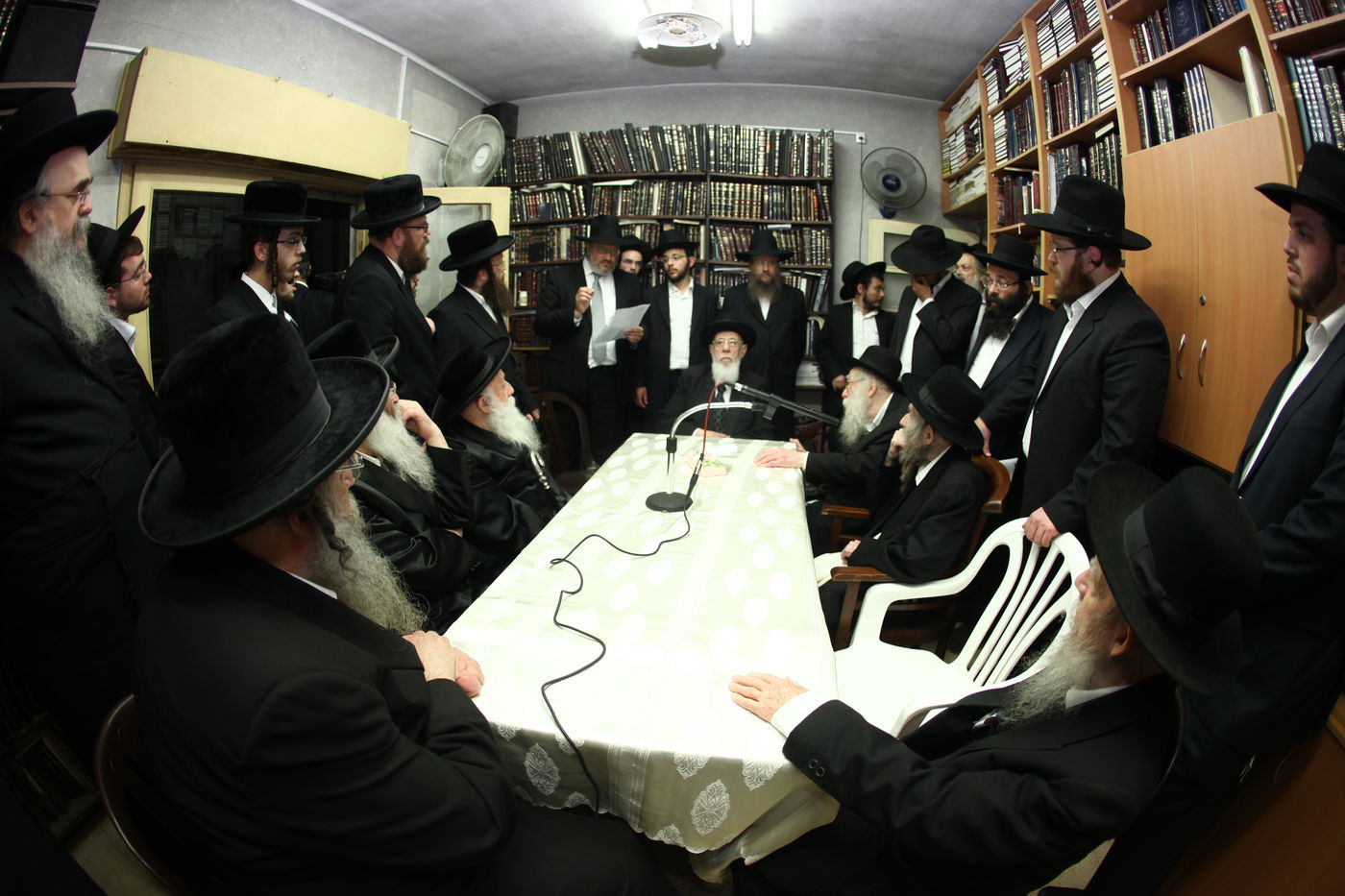 כינוס ועד הישיבות בבית הגראי"ל.