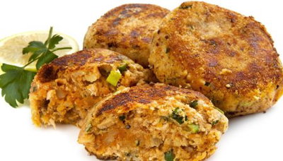 קציצות פריכות של טונה עם ירקות