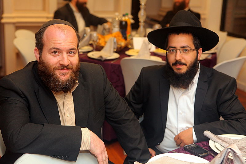 צפו: השבועון של חב"ד חגג את הגליון ה-1500