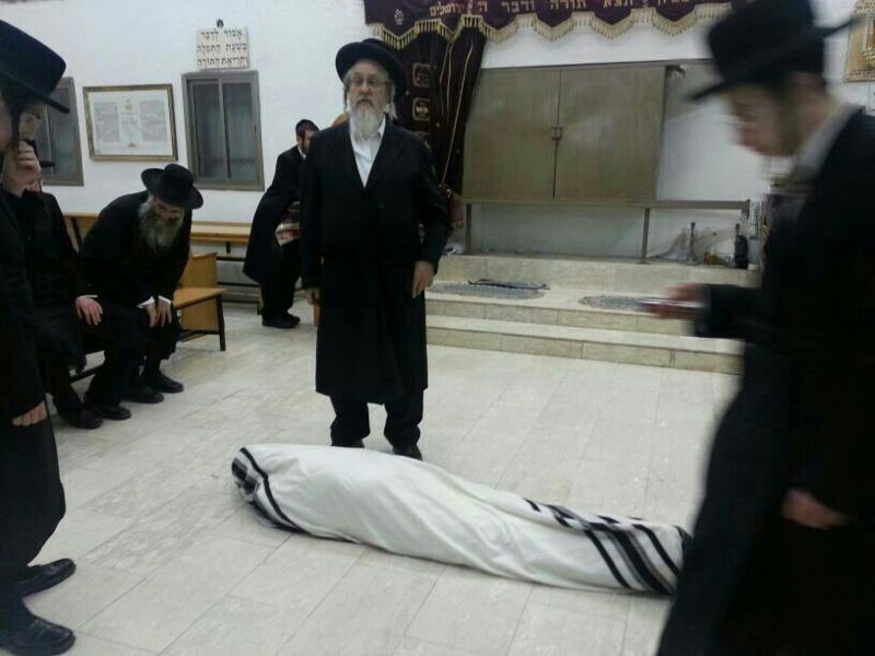 מיטתו של האדמו"ר, אתמול