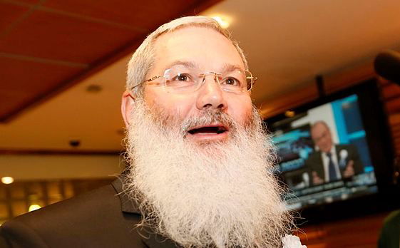 מגעים עם הרבנים. אלי בן דהן