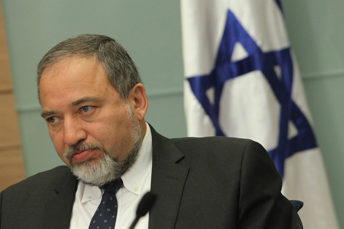 אהוד ברק נפרד מוועדת חוץ וביטחון: "לפנינו אתגרים מסובכים"